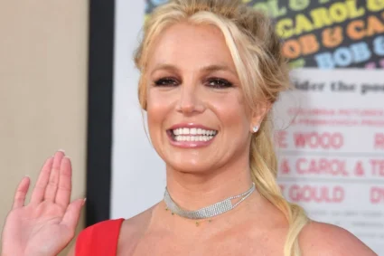 Britney Spears conmemora el aniversario de su libro de memorias con un mensaje emotivo