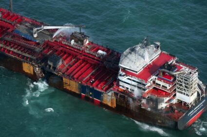 Surgió de repente: Cuatro interrogantes sobre la colisión entre un petrolero y un carguero en el mar del Norte.