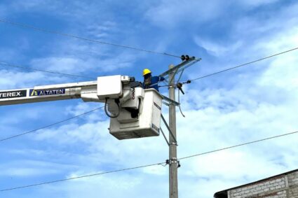 Mantenimiento eléctrico en Guayaquil: energía más segura para 7 905 usuarios