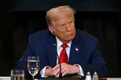 Trump sufre insuficiencia venosa crónica en las piernas, confirma la Casa Blanca