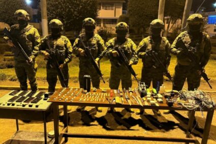 Ejército desmantela terminales telefónicas y decomisa droga en operativo en la cárcel de Riobamba