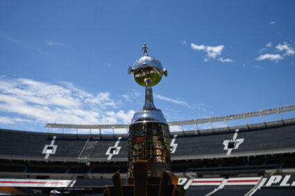 La Copa Libertadores 2025 ajusta sus premios: el campeón se llevará US$ 24 millones y el subcampeón US$ 7 millones.