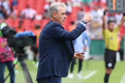 Conmebol impone millonaria sanción a Liga de Quito y Tiago Nunes antes de semifinales de Libertadores