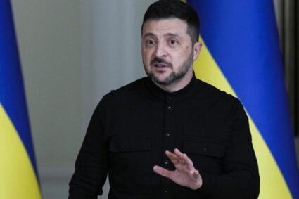 Zelenski se reúne en Washington con gigantes armamentísticos de EE. UU. para reforzar defensa aérea de Ucrania
