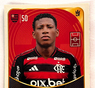 Gonzalo Plata sorprende con gesto solidario: dona víveres y juguetes en Río de Janeiro