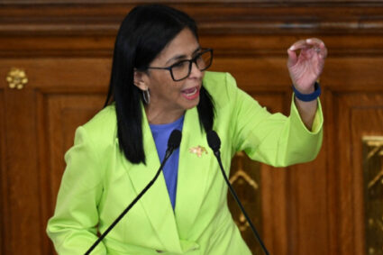 Delcy Rodríguez impulsa una reforma clave al sector petrolero para abrir oportunidades de inversión