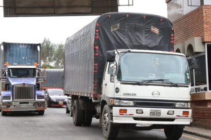 Colombia aplica desde este 24 de febrero un arancel recíproco del 30% a 23 productos ecuatorianos en plena disputa comercial