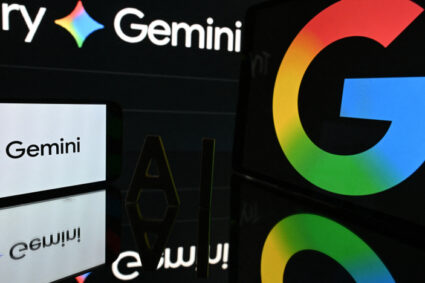 Padre en EE. UU. demanda a Google, acusando a su inteligencia artificial de incitar al suicidio de su hijo