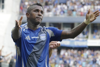 Miller Bolaños, atacante de Emelec, quedó en libertad luego de vulnerar el toque de queda la madrugada del miércoles 25 de marzo de 2026