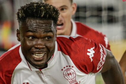 El delantero ecuatoriano Jordy Caicedo volvió a hacerse presente en el marcador con Huracán en el duelo frente a River Plate por el Torneo Apertura del fútbol argentino. 