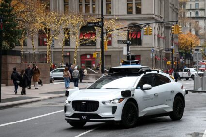 El proceso de prueba de vehículos autónomos de Waymo en Nueva York culminó tras el vencimiento de los permisos que autorizaban la circulación de estos automóviles