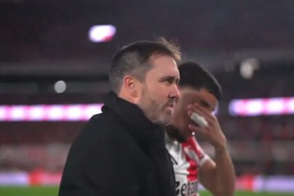 Kendry Páez rompió en lágrimas tras fallar su penal en la clasificación de River Plate